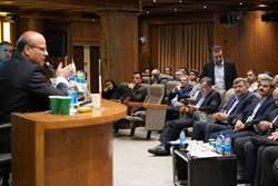 تسریع اتصال نیروگاه‌های خورشیدی پشت‌بامی در شرکت‌های توزیع برق