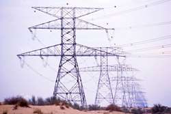 گسترش زیرساخت‌های برق: بیش از 2 هزار کیلومتر خط انتقال و 3600 کیلومتر فیبر نوری شبکه افزوده شد