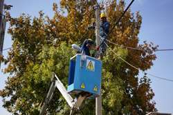 شتاب توسعه برق ایران ۶.۷ برابر میانگین جهانی/ ظرفیت نیروگاهی از انقلاب تاکنون 14 برابر شده است